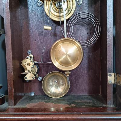 LOT 168: E. Ingraham 'Mascot' 8-Day Mantel Clock