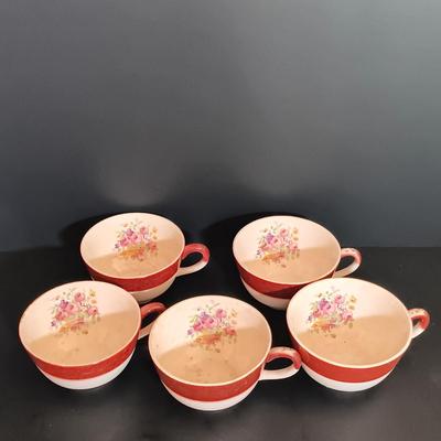 LOT 172: Royal Toreador China Collection