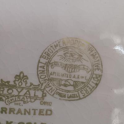 LOT 172: Royal Toreador China Collection