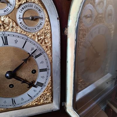 LOT 173: Antique Wood and Brass Bracket Clock