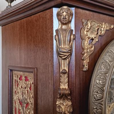 LOT 173: Antique Wood and Brass Bracket Clock