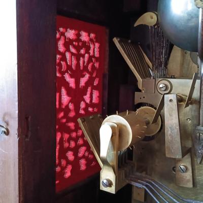 LOT 173: Antique Wood and Brass Bracket Clock