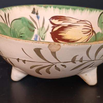 LOT 174: Stangl Pottery 'Water Lily' and 'Fruit' Plates w/ Signed and Numbered Mallony Ceramics Plate &...