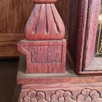 LOT 177: New Haven Clock Co. Mantel Clock