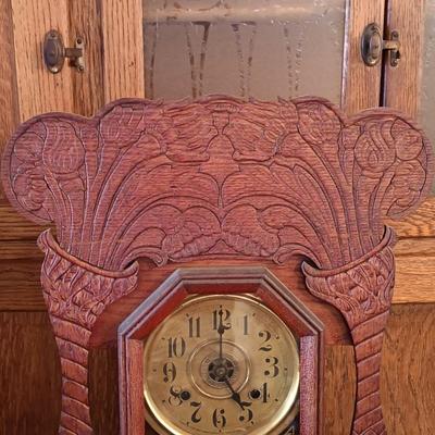 LOT 177: New Haven Clock Co. Mantel Clock