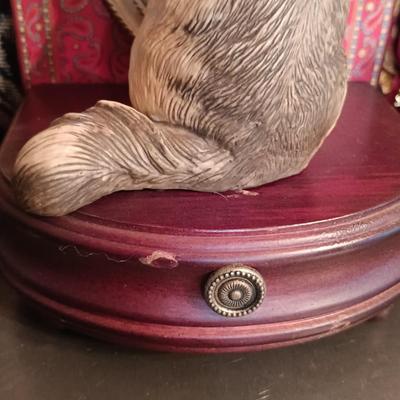 LOT 181: Large Collection of Cat-Themed Decor