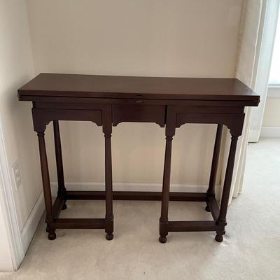 SR1164 Vintage Kittinger Colonial Williamsburg QueenAnne Style Flip Top Table