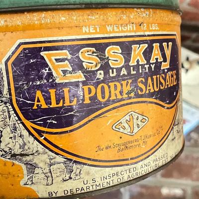 LOT 66F: Home Decor Lot - Vintage Tins and More