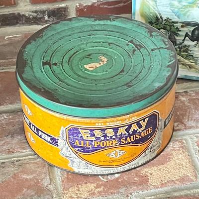 LOT 66F: Home Decor Lot - Vintage Tins and More
