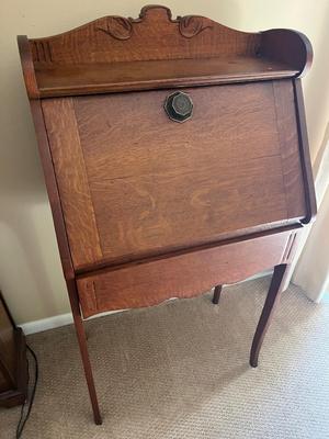 LOT 71F: Vintage / Antique Secretary Desk