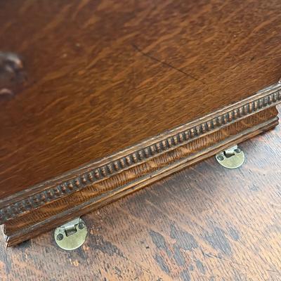 LOT 72F: Antique New Home Sewing Machine w/ Table and Cover