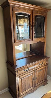 LOT 75K: Vintage Kitchen / Dining Hutch / China Cabinet