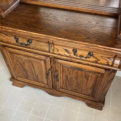 LOT 75K: Vintage Kitchen / Dining Hutch / China Cabinet