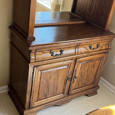 LOT 75K: Vintage Kitchen / Dining Hutch / China Cabinet