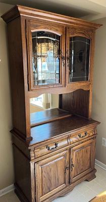 LOT 75K: Vintage Kitchen / Dining Hutch / China Cabinet