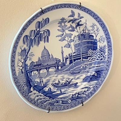 LOT 81D: Blue and White Pattern Decorative Wall Plates - Spode and More