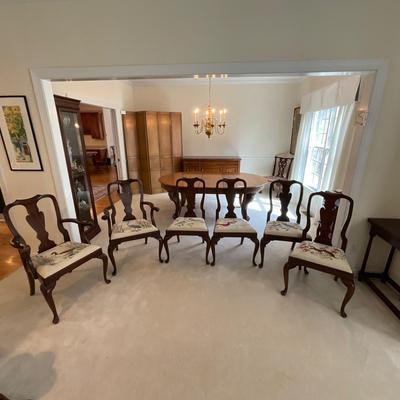 D1172 Set of 6 Chippendale Needlepoint Upholstered Chairs