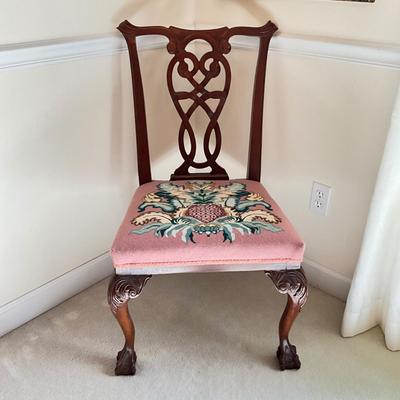 D1174 Antique Single Chippendale Ribbonback Chair