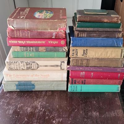 Vintage/Antique Books (LR-EL)