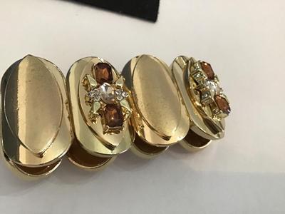 Gold Tone Stretch Bracelet