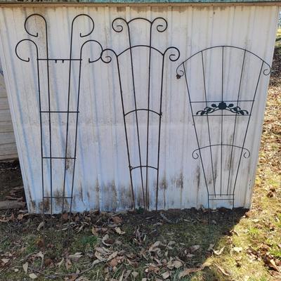 Three Metal Trellises (Y-EL)