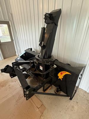 2011 John Deere 5101E less than 400 hours and all accessories included