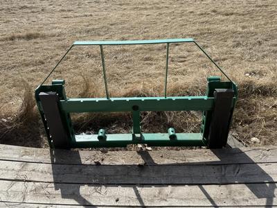 2011 John Deere 5101E less than 400 hours and all accessories included
