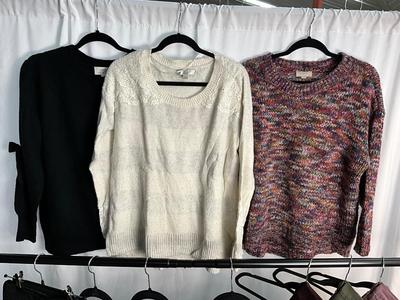 Lot E 347 Women’s Coordinating Outfits Lot (XL/16)