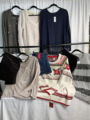 Lot E 348 Women’s Everyday Wear Lot (XL/16)