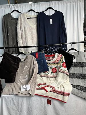 Lot E 348 Women’s Everyday Wear Lot (XL/16)