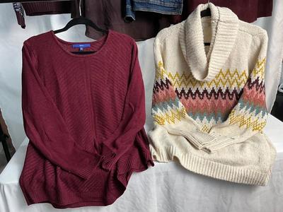 Lot E 349 Warm and Cozy Women’s Sweater Lot (XXL)
