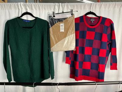 Lot D 359 Women’s Sweaters Tops & More (XL/18)