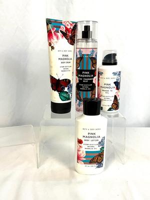 Lot M 373 BATH & BODY WORKS Magnolia and Madagascar Lot