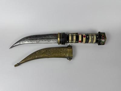 Vintage Asian ceremonial curved knife with 6” blade