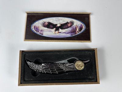 Eagle-theme folding knife