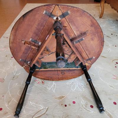Triangle Drop Leaf Cricket Table (BD-EL)