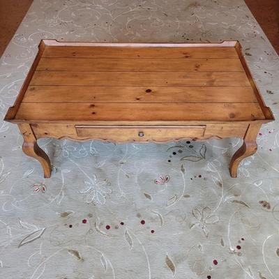 Solid Wood French Style Coffee Table (BD-EL)