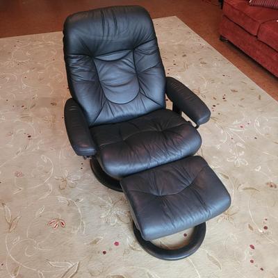 Ekornes Stressless Recliner and Ottoman (BD-EL)
