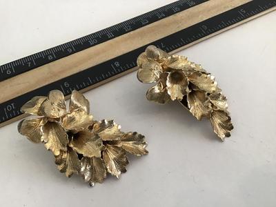 Large Vintage clip on Earrings