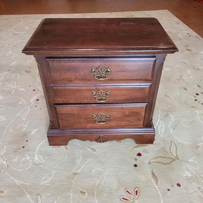 Kincaid Two Drawer Nightstand (BD-EL)