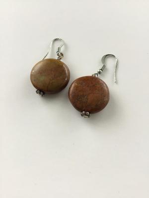 Beautiful statement stone type necklace with matching earrings