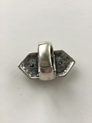Beautiful stretchy costume ring