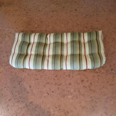 Rush Top Bench with Cushion (BD-EL)