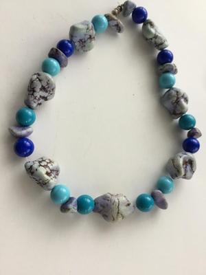 Beautiful vintage stone type nuggets beaded statement necklace