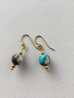 Unmarked beautiful fashion earrings