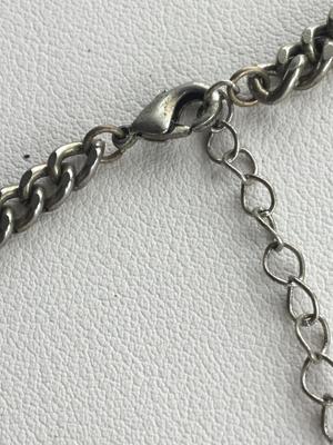 Unmarked beautiful statement necklace