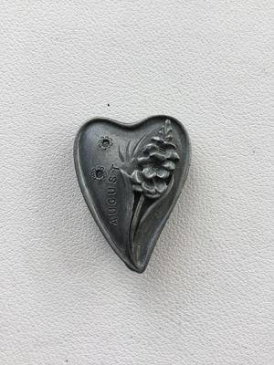 Unmarked August heart pin vintage