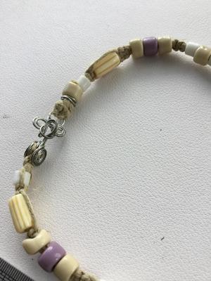 Beautiful vintage shell necklace