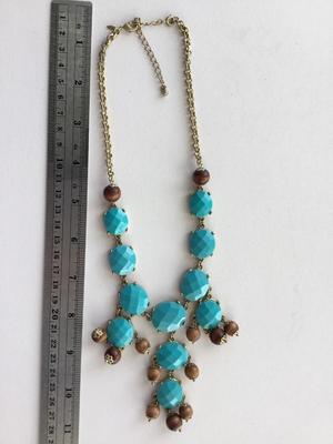 Avon marked blue statement necklace