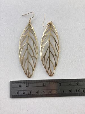 Beautiful gold tone leaf earrings